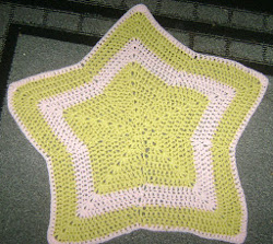 The Crochet Star Pattern: 22 Patterns for a Starry Night