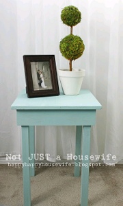 Simple Side Table | FaveCrafts.com