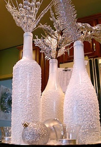 http://static.primecp.com/master_images/FaveCrafts/Snowball-Wine-Bottle-Vases.jpg