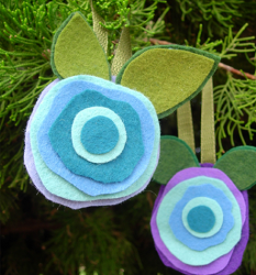 18 Crafts with Felt: Simply Craft Ideas, Felt Flowers & More