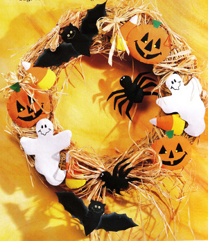 http://static.primecp.com/master_images/Halloween-Crafts/IAH-116-HalloweenWreathBB.jpg