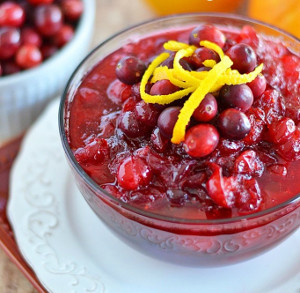 10-Minute Homemade Cranberry Sauce