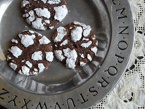 Chocolate Snow Cookies