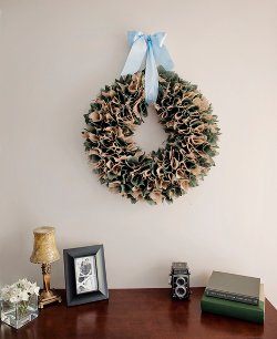 Square-Pinned Burlap Wreath How to Make Wreaths