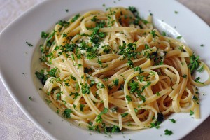 Spaghetti Warehouse Knockoff with Garlic Butter