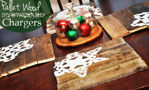 Pallet Wood Snowflake Chargers