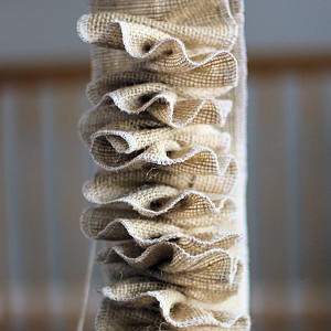 Ruffled Burlap Garland | AllFreeHolidayCrafts.com