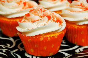 Orange Velvet Halloween Cupcakes 