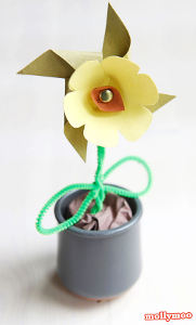 Paper Pinwheel Flower Crafts