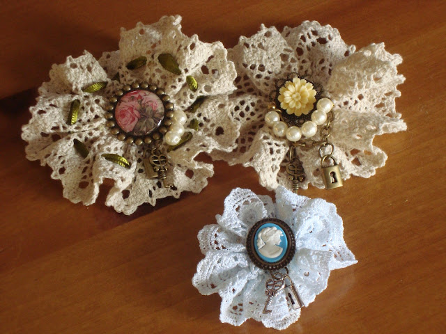 Vintage Lace Brooches Favecrafts Add A Touch Of Traditional Fashion To Your Wardrobe By Sewing Own Lace Jewelry Learn Make Brooch And Get Cly With Vintage Crafting