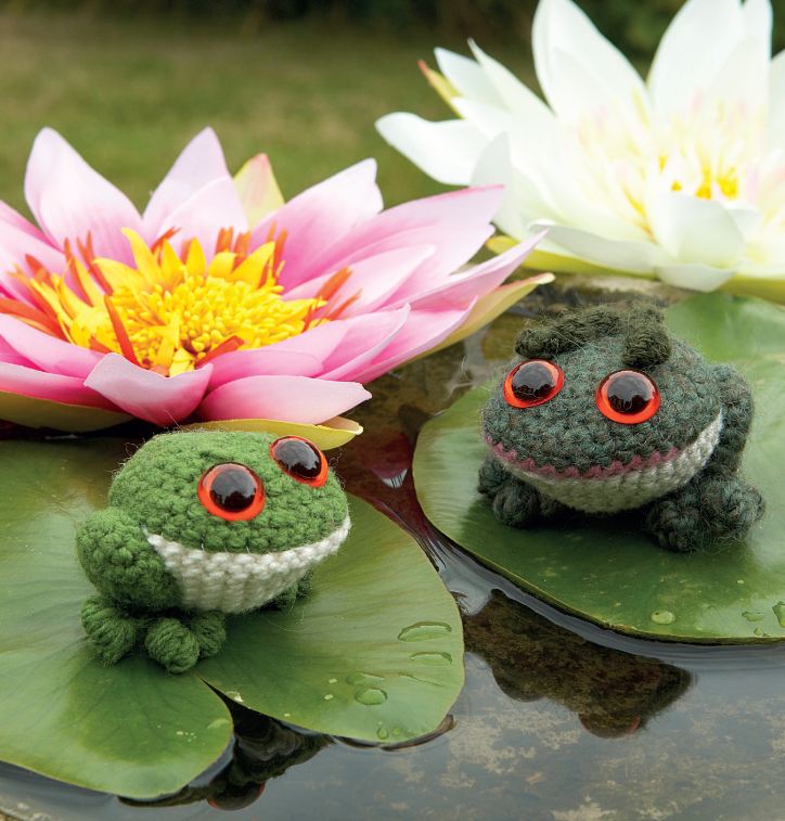 Little Frogs and Toads Crochet Amigurumi Pattern | FaveCrafts.com