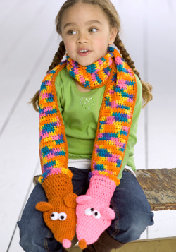 crochet puppet scarf