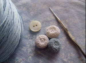 lacy crochet buttons