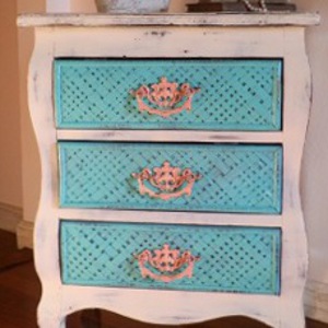 Make It Yours How To Spray Paint Furniture Home Decor Projects
