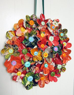Recycled Magazine Floral Wreath Easy Paper Craft Recycled Magazine Floral Wreath Easy Paper Craft