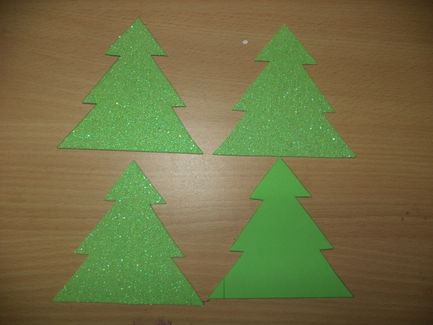 Glitter Paper Christmas Tree | AllFreeChristmasCrafts.com